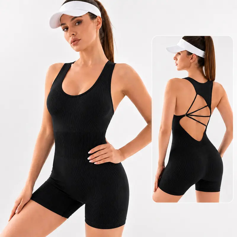 Qulili Macaquinho Fitness Feminino Curto com Costas Abertas e Alças Cruzadas | Alta Elasticidade e Modelagem Justa